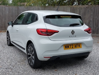 Used Renault Clio 2022 for sale - 76254652: Photo 3