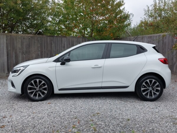 Used Renault Clio 2022 for sale - 76254652: Photo 4