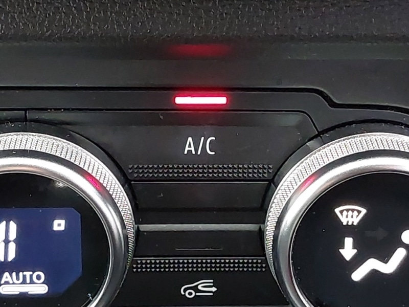 Used Dacia Sandero Stepway 2023 for sale - 76951631: Photo 17