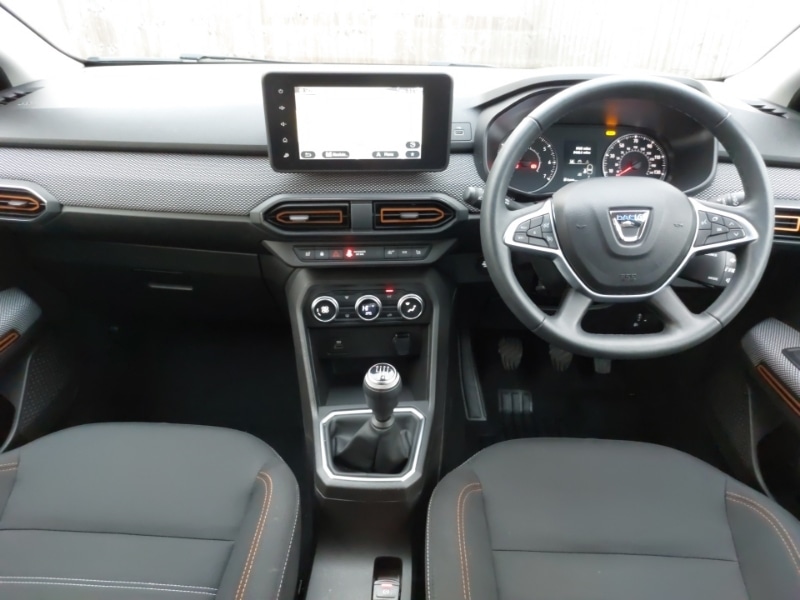 Used Dacia Sandero Stepway 2023 for sale - 76951631: Photo 2