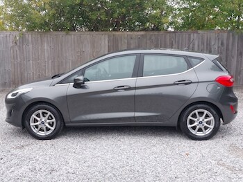 Used Ford Fiesta 2018 for sale - 76091870: Photo