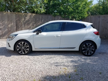 Used Renault Clio 2023 for sale - 78994405: Photo