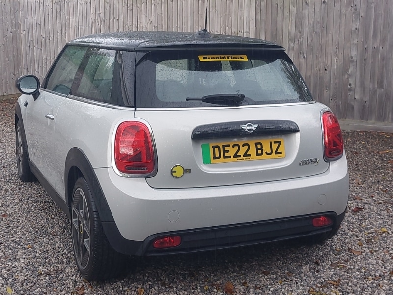 Used MINI Hatch 2022 for sale - 76335944: Photo 3
