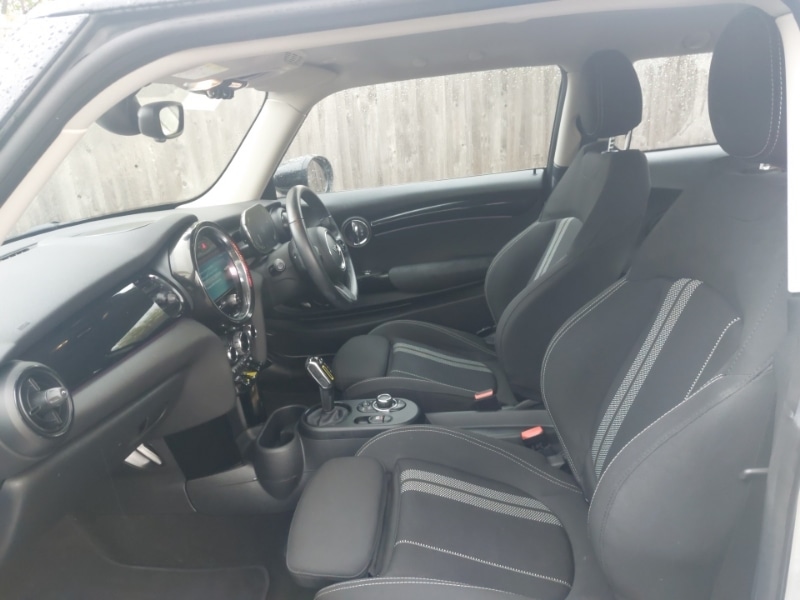 Used MINI Hatch 2022 for sale - 76335944: Photo 5