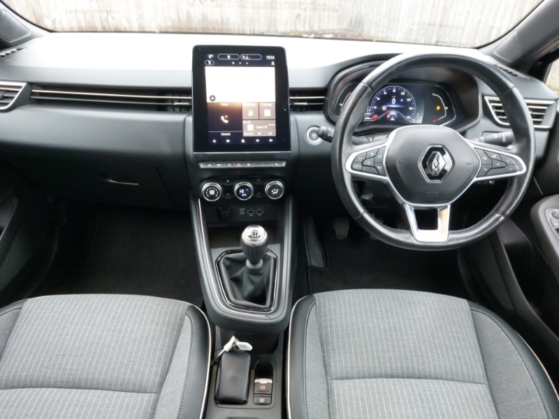 Used Renault Clio 2021 for sale - 77149941: Photo 2