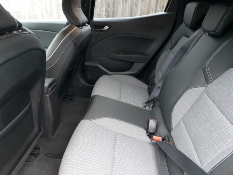 Used Renault Clio 2021 for sale - 77149941: Photo 6