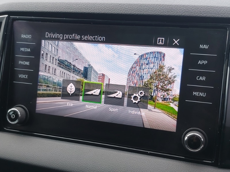 Used Skoda Karoq 2021 for sale - 76795245: Photo 15