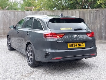 Used Kia Ceed 2024 for sale - 76493508: Photo