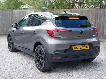 Used Renault Captur 2022 for sale - 78546379: Photo