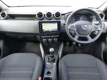 Used Dacia Duster 2022 for sale - 78489937: Photo