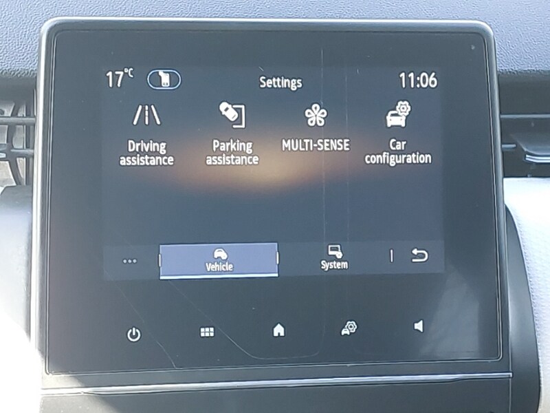 Used Renault Clio 2022 for sale - 77999797: Photo 11