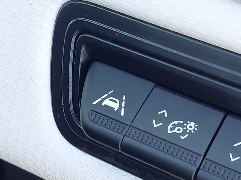 Used Renault Clio 2022 for sale - 77999797: Photo 17