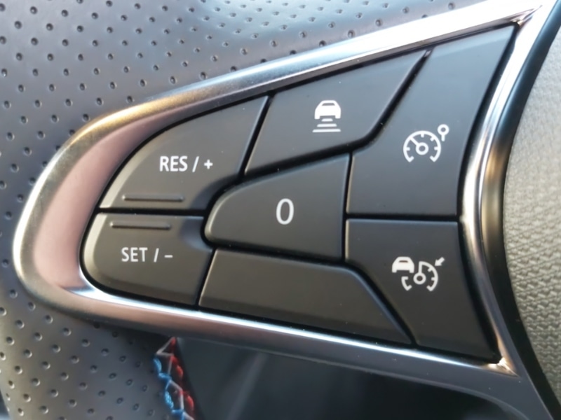 Used Renault Clio 2025 for sale - 76906936: Photo 16