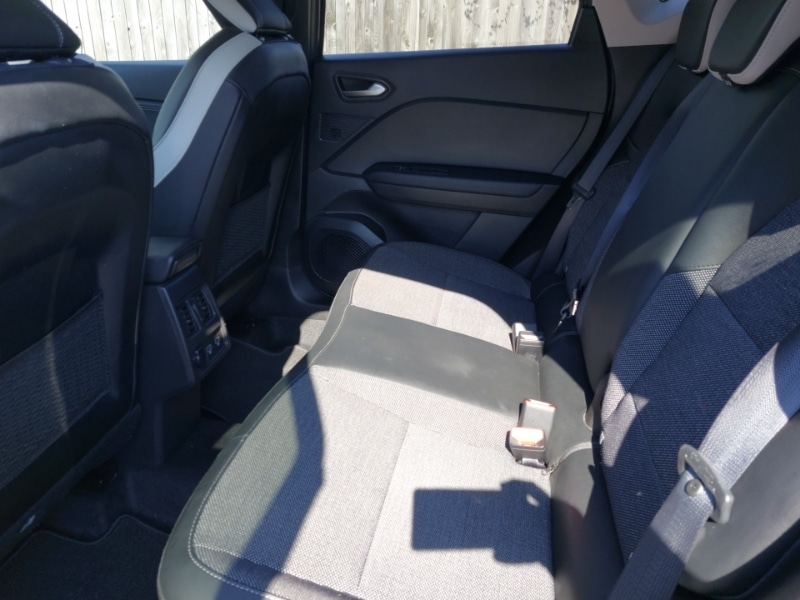 Used Renault Captur 2023 for sale - 78113240: Photo 6