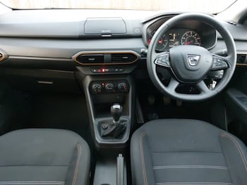Used Dacia Sandero Stepway 2022 for sale - 77034874: Photo