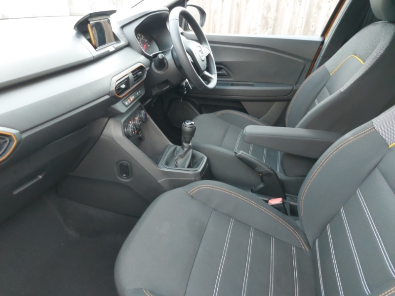 Used Dacia Sandero Stepway 2022 for sale - 77034874: Photo 5