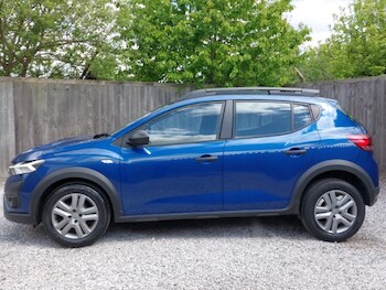 Used Dacia Sandero Stepway 2023 for sale - 78546375: Photo