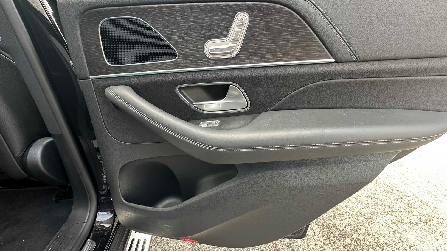 Used Mercedes-Benz GLE 2023 for sale - 77858274: Photo 8