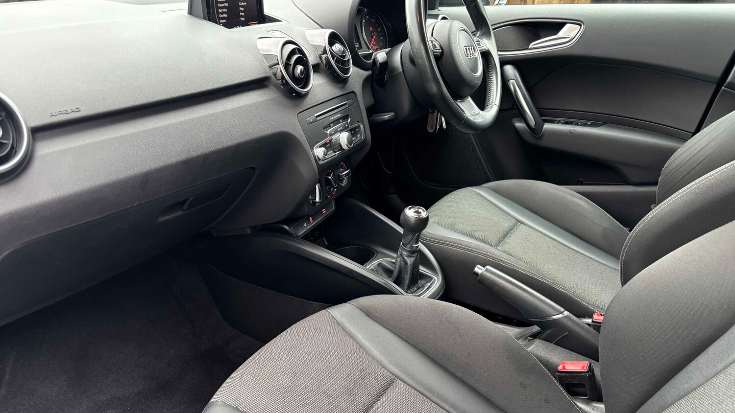 Used Audi A1 2015 for sale - 77857123: Photo 12