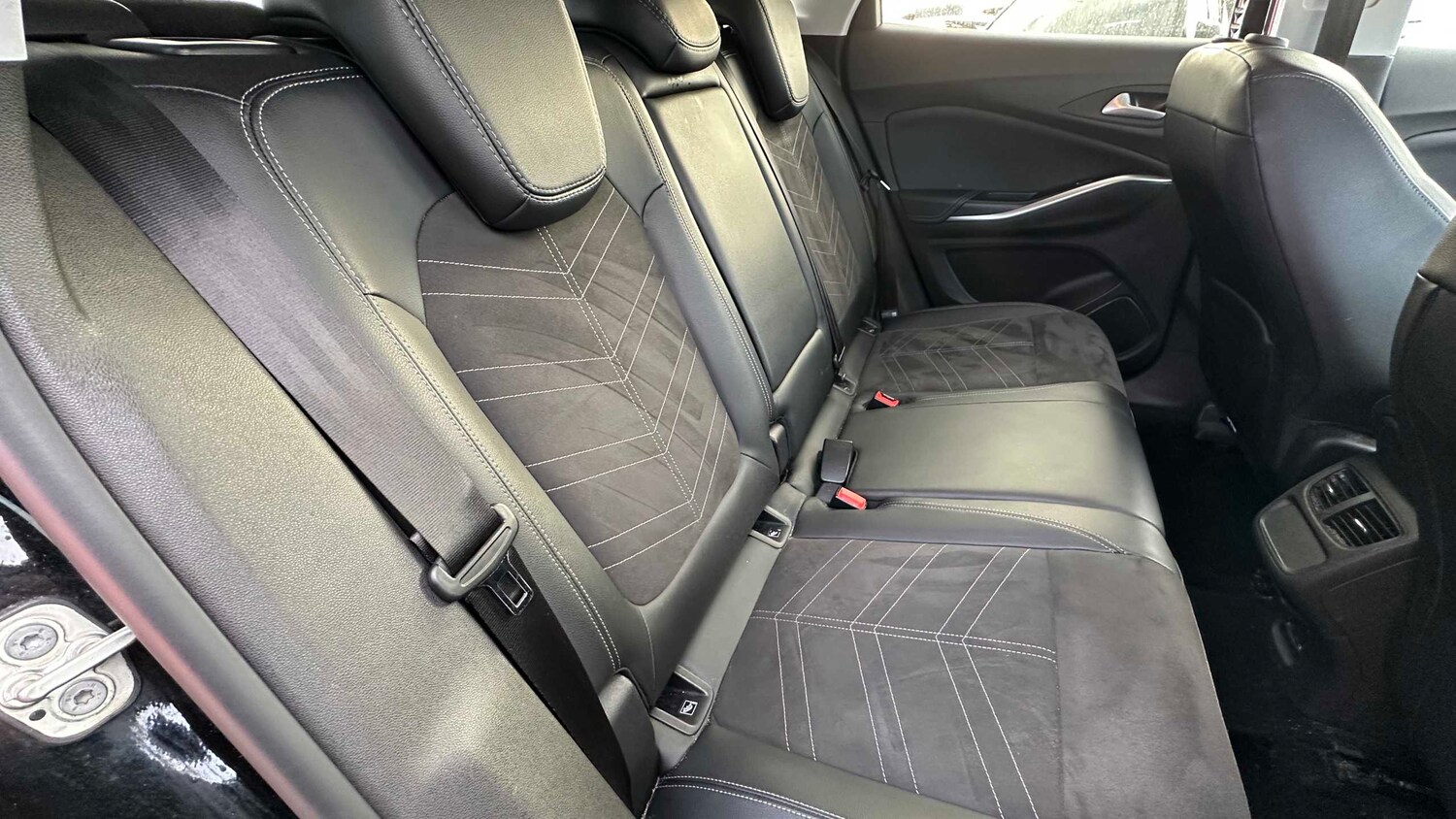 Used Vauxhall Grandland for sale - 77861963: Photo 10