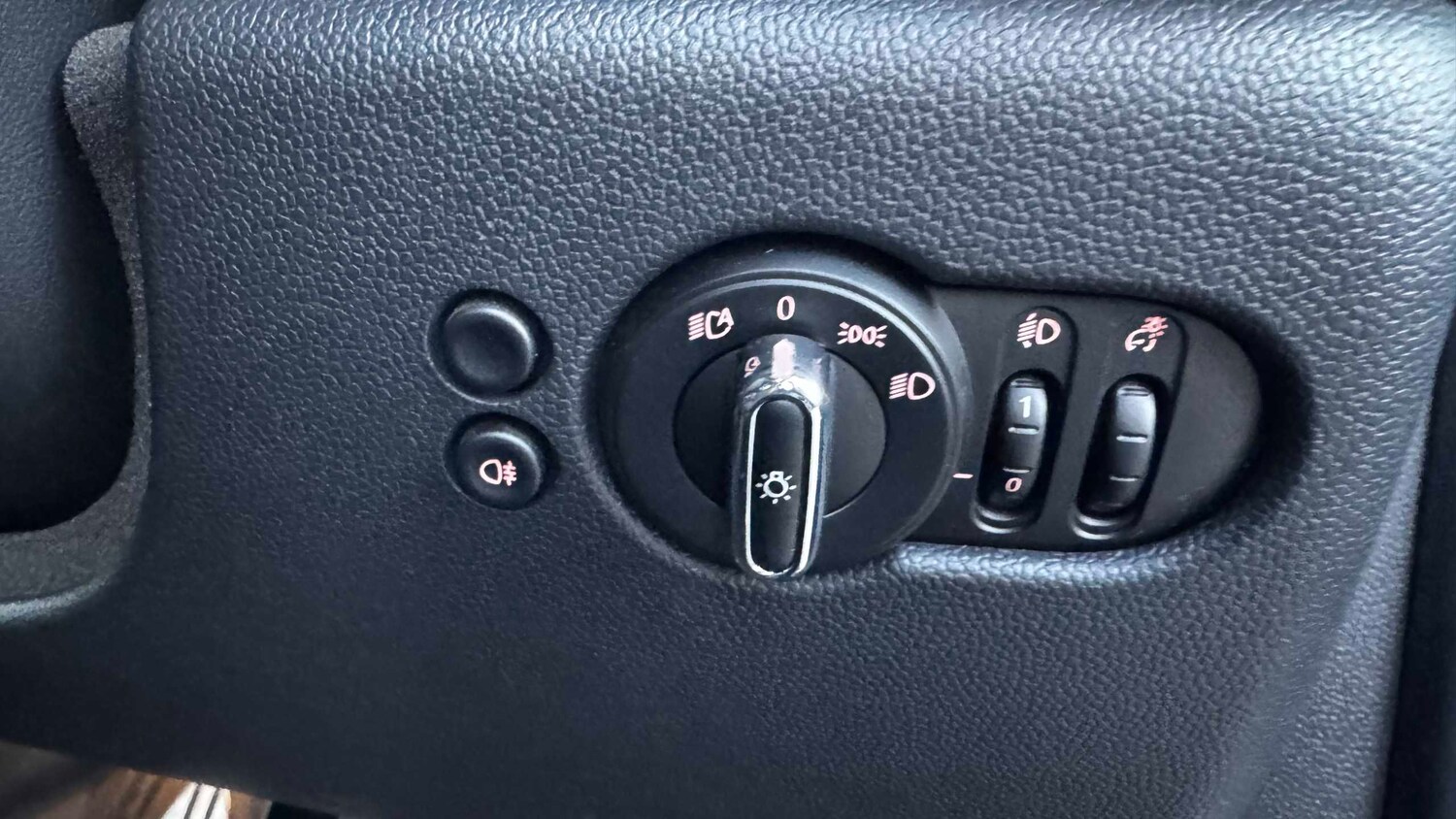 Used MINI Hatch 2022 for sale - 77858383: Photo 15