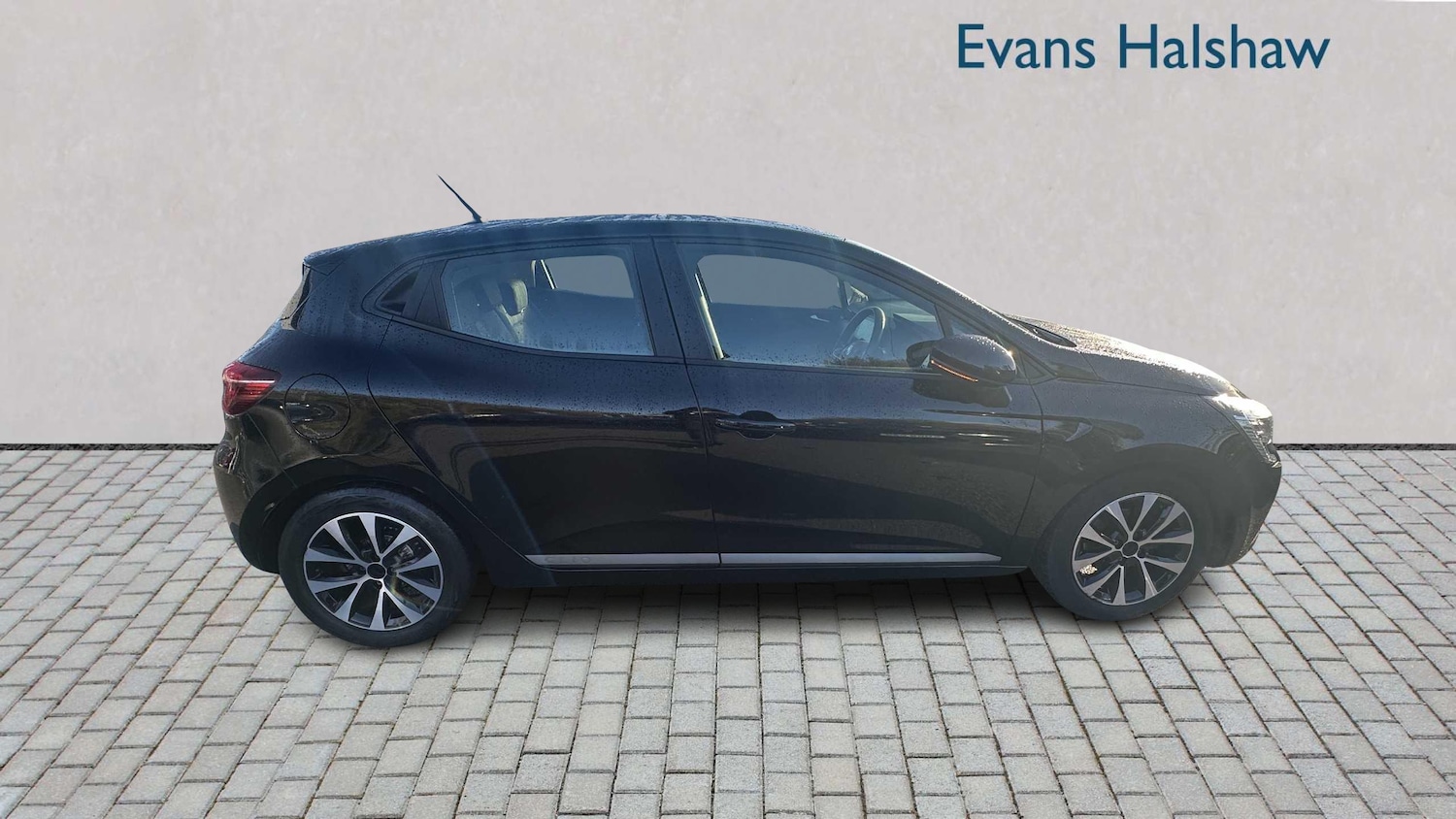 Used Renault Clio 2022 for sale - 77859621: Photo 4