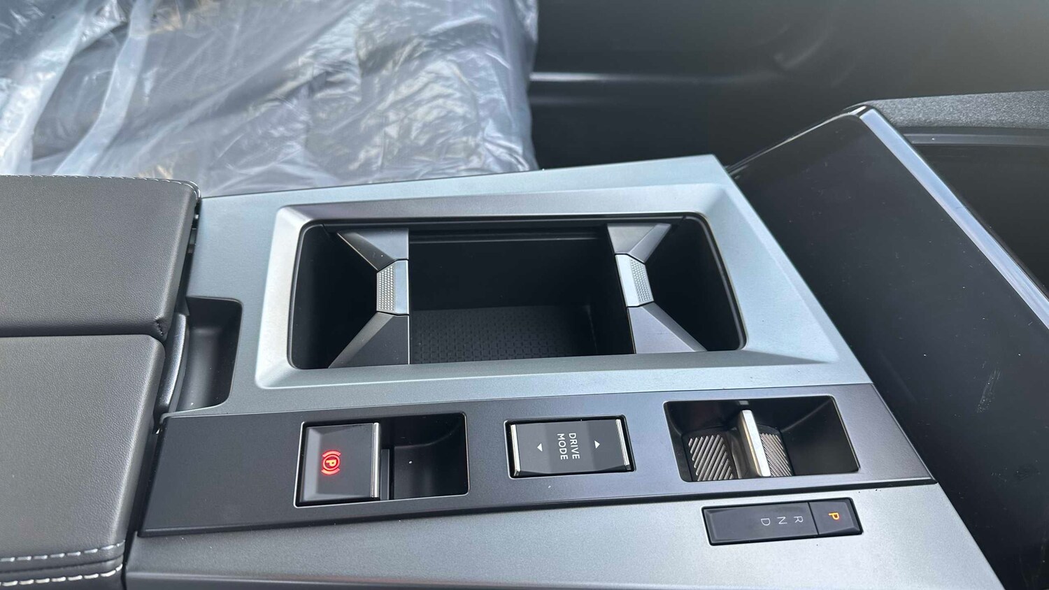 Used Vauxhall Grandland for sale - 77861655: Photo 10