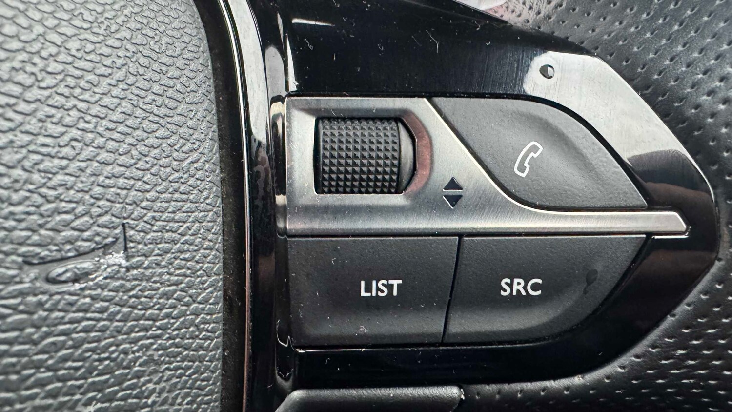 Used Peugeot 2008 for sale - 77861178: Photo 18