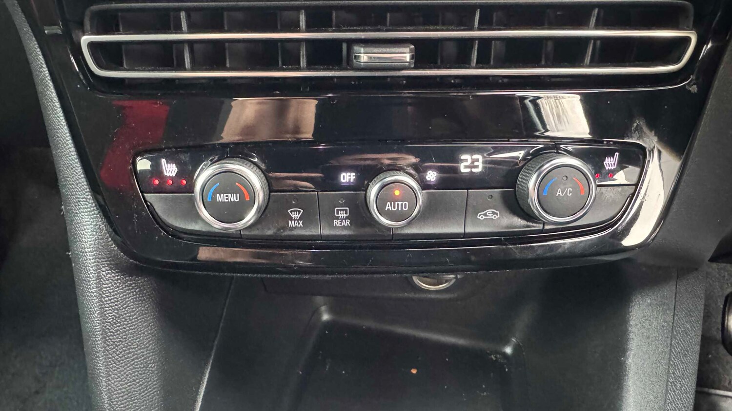 Used Peugeot 2008 for sale - 77861178: Photo 24