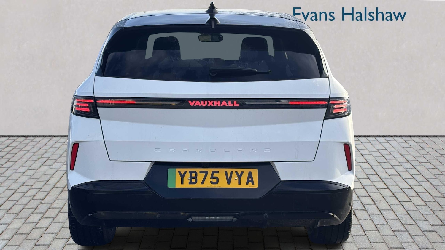 Used Vauxhall Grandland 2025 for sale - 77856568: Photo 3