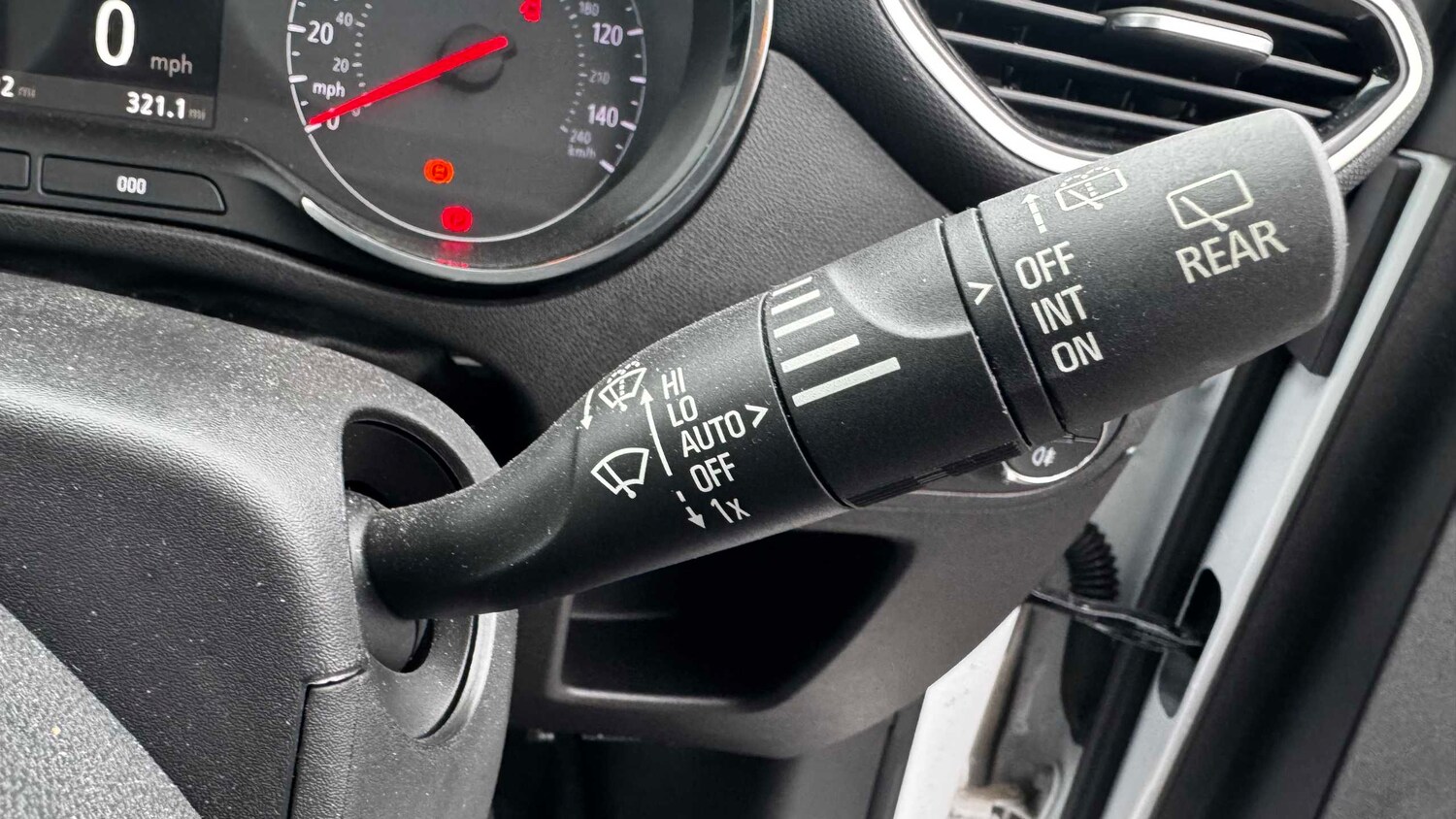 Used Vauxhall Crossland for sale - 77861246: Photo 17