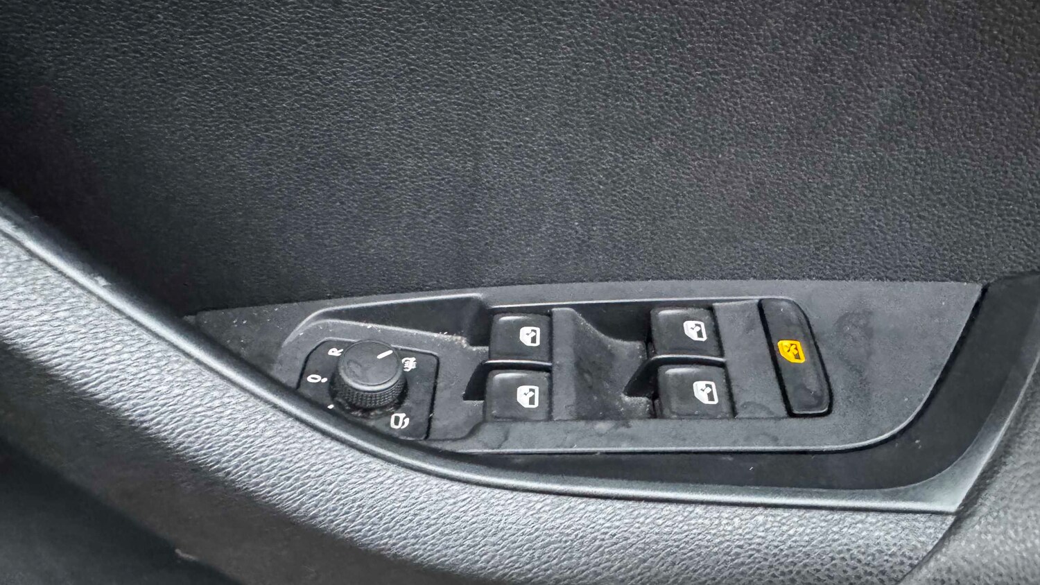 Used Skoda Karoq 2022 for sale - 77858460: Photo 20