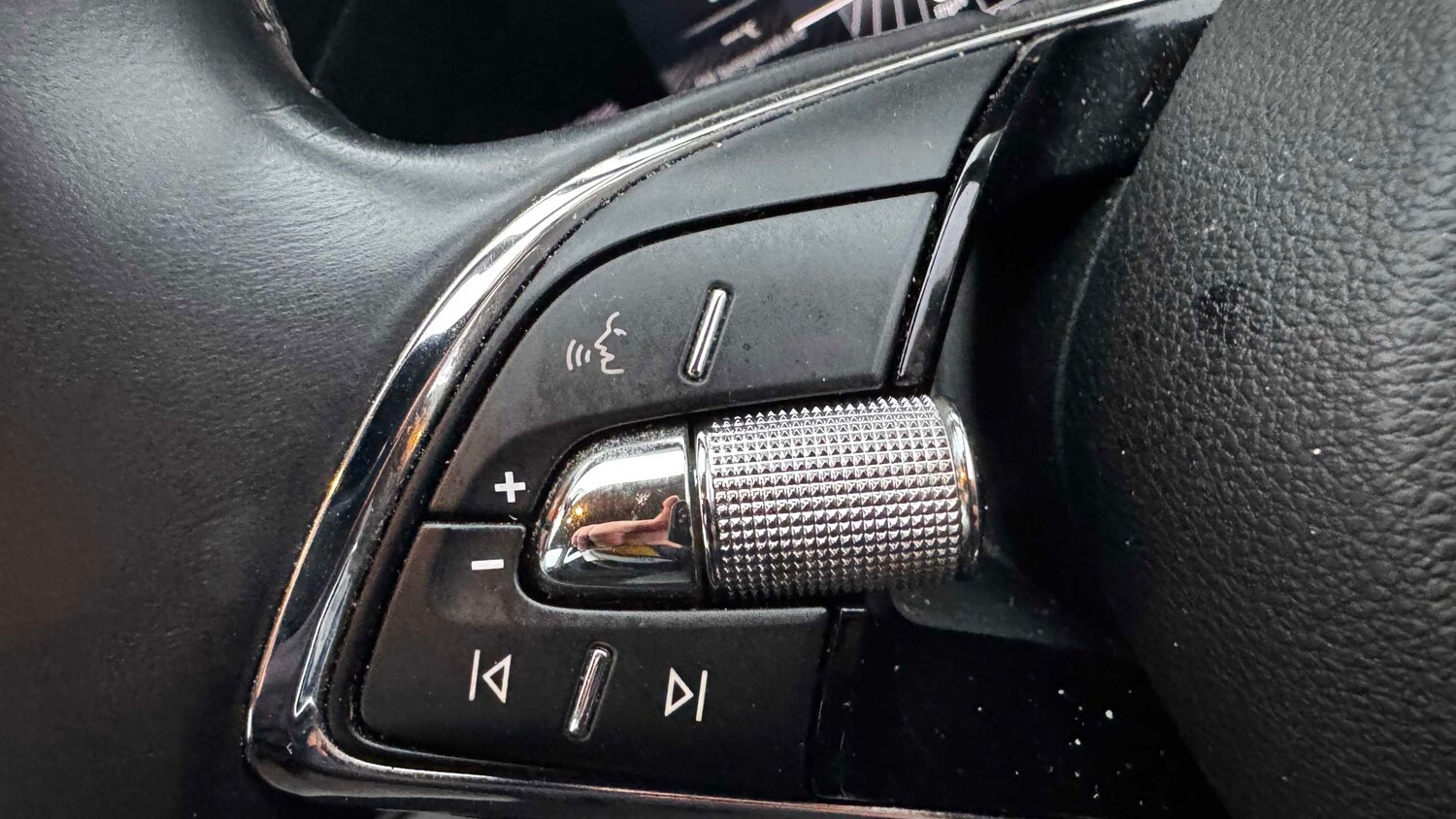 Used Skoda Karoq 2022 for sale - 77858460: Photo 25