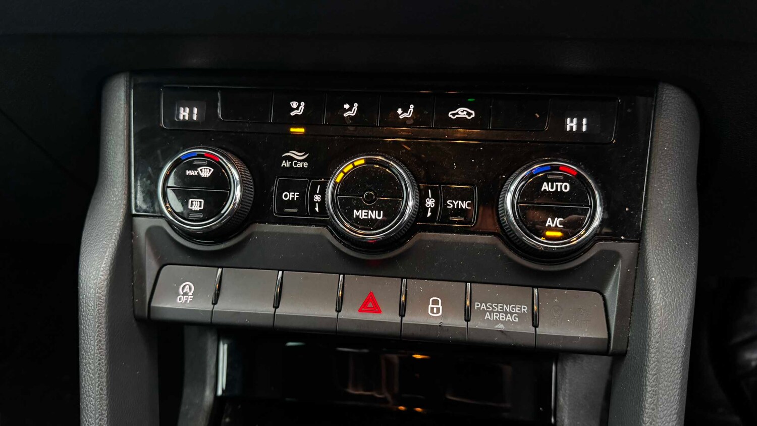 Used Skoda Karoq 2022 for sale - 77858460: Photo 27