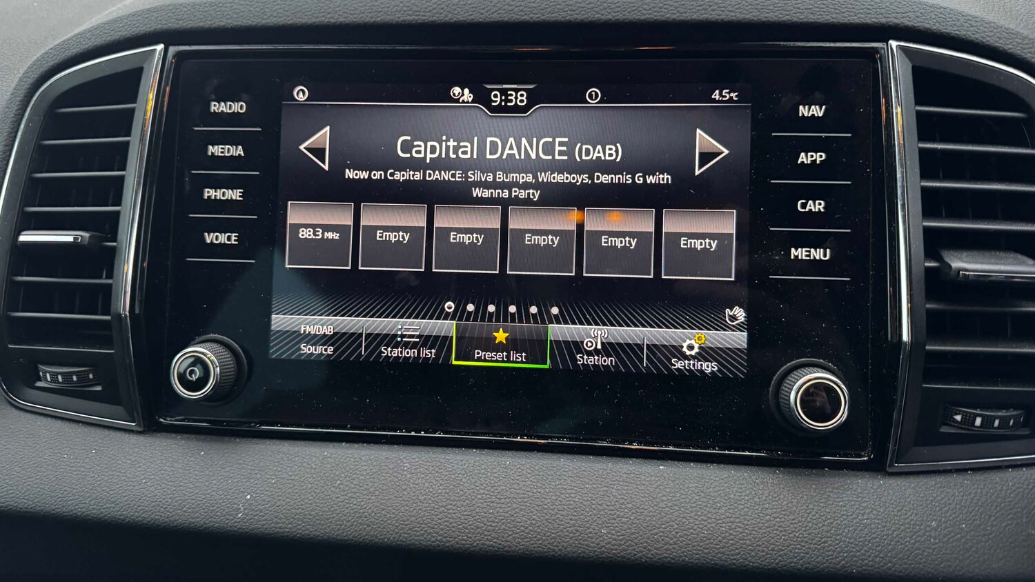 Used Skoda Karoq 2022 for sale - 77858460: Photo 29