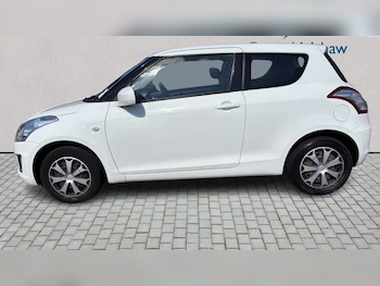 Used Suzuki Swift 2016 for sale - 79122646: Photo
