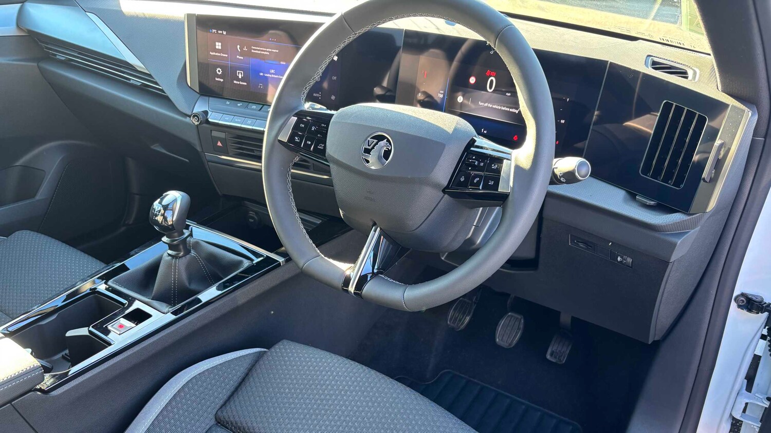 Used Vauxhall Astra for sale - 77861231: Photo 15