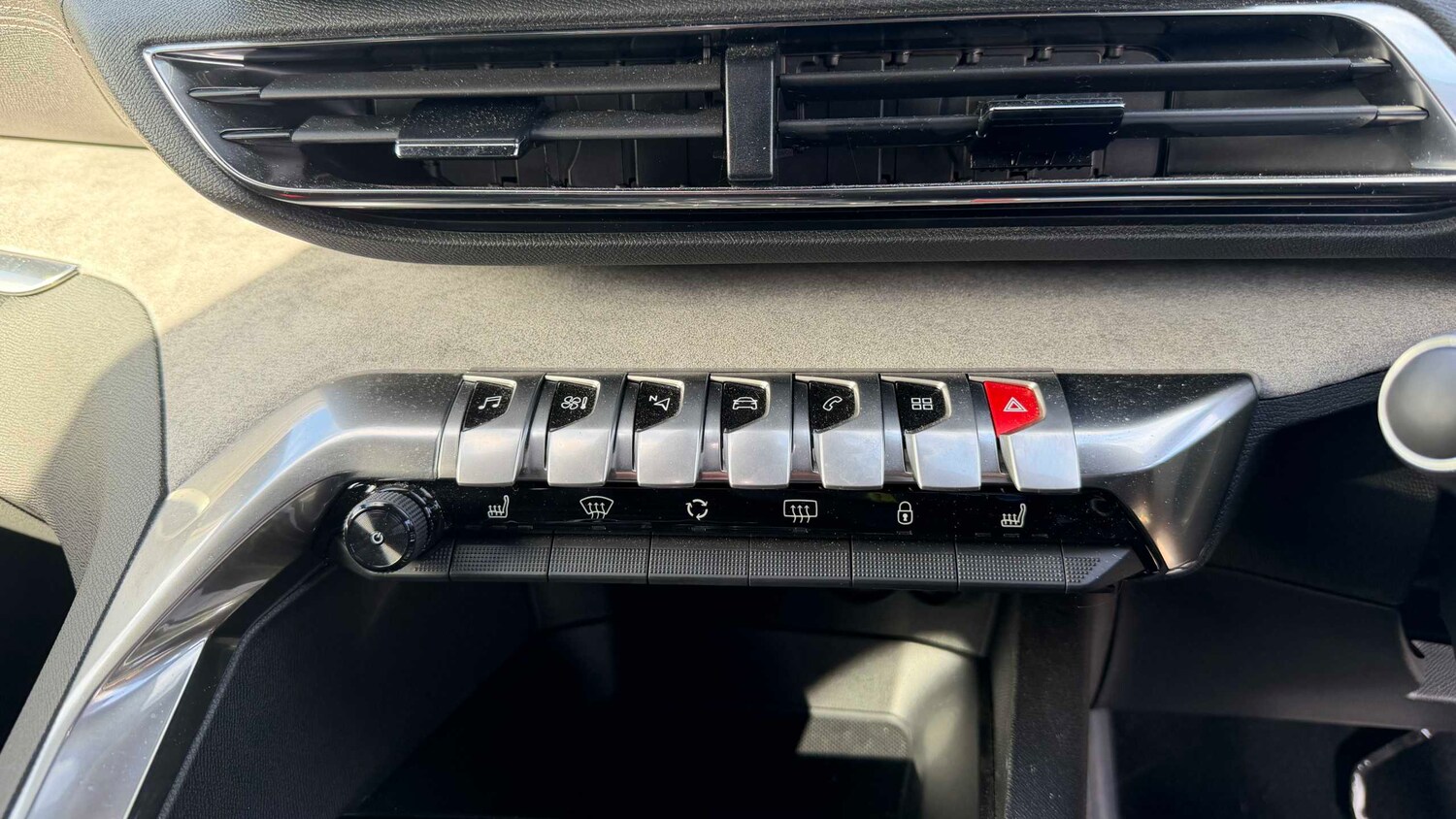 Used Peugeot 5008 2022 for sale - 77856657: Photo 24