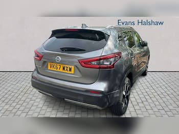 Used Nissan Qashqai 2017 for sale - 79672001: Photo