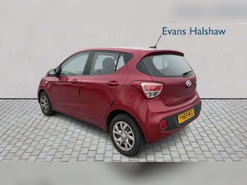 Used Hyundai i10 2019 for sale - 77858171: Photo
