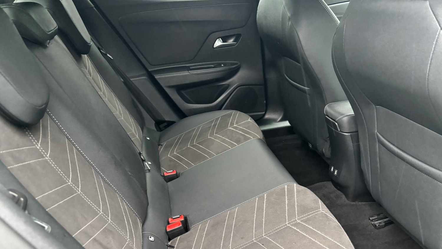 Used Vauxhall Mokka 2024 for sale - 77859670: Photo 8