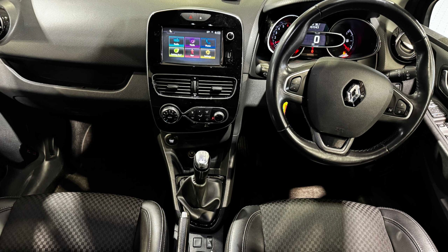 Used Renault Clio for sale - 77861974: Photo 9