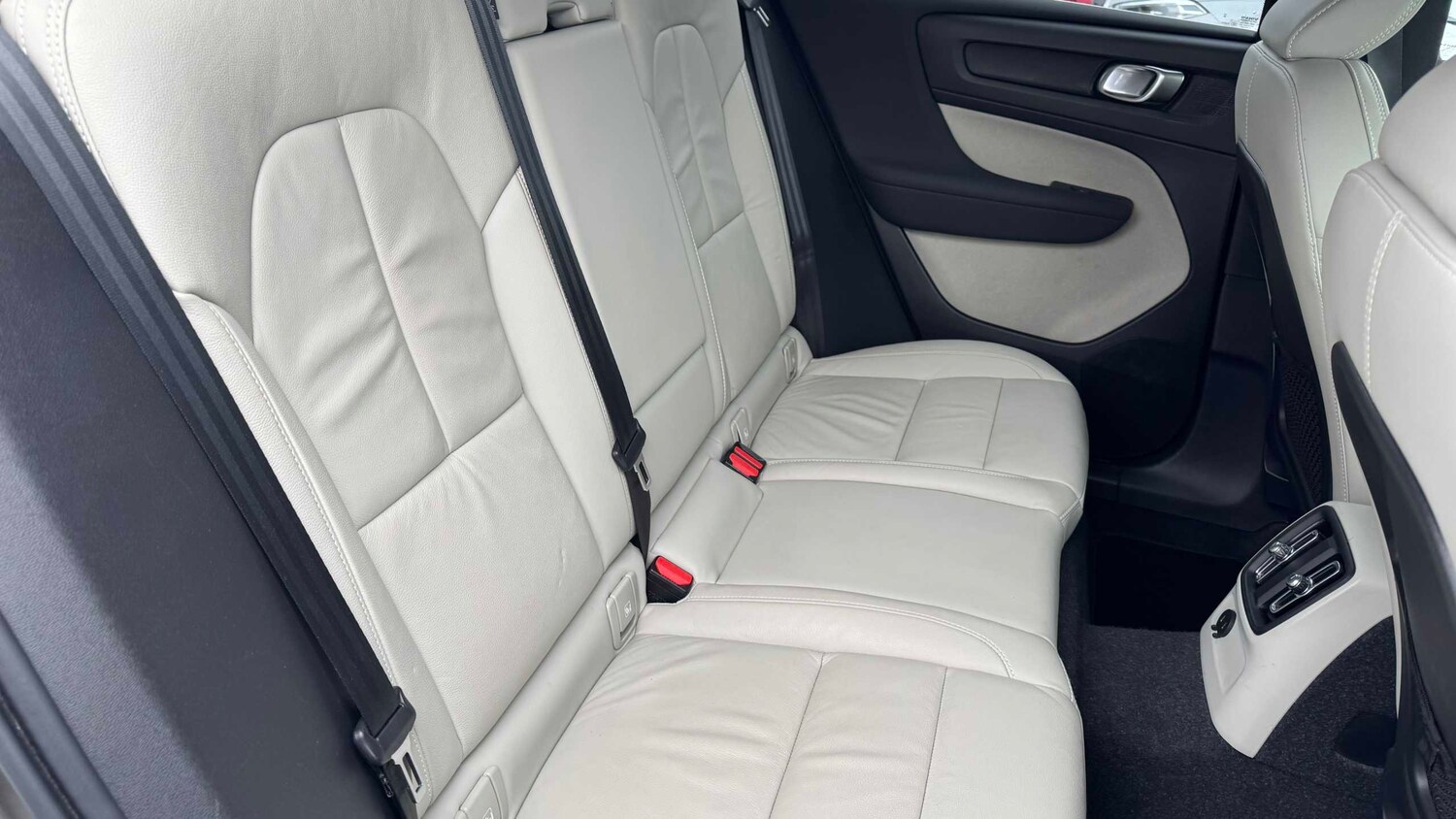 Used Volvo XC40 2022 for sale - 77899226: Photo 12