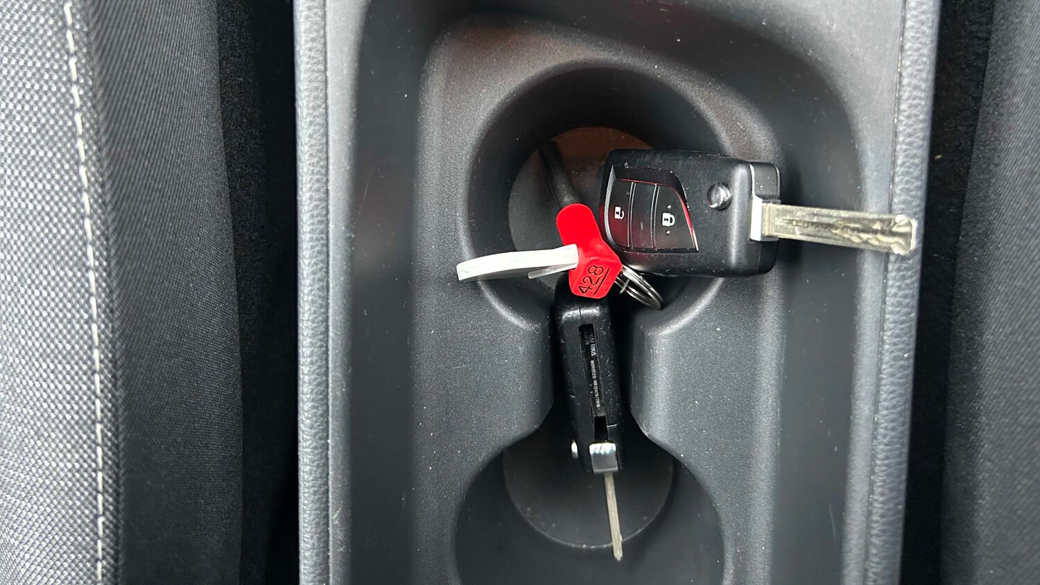 Used Toyota Yaris 2022 for sale - 77995854: Photo 21