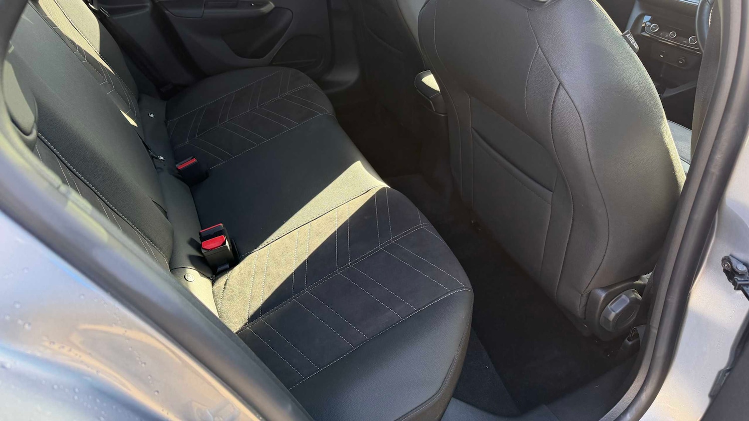 Used Vauxhall Corsa 2024 for sale - 77858083: Photo 2