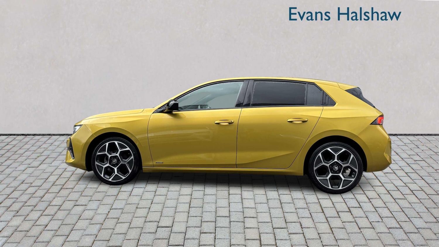 Used Vauxhall Astra for sale - 77862544: Photo 4