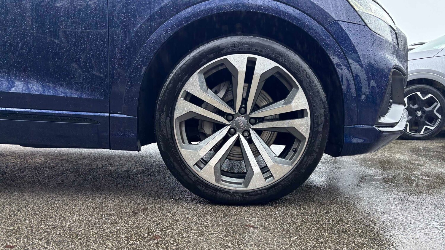 Used Audi Q8 2020 for sale - 78149112: Photo 9