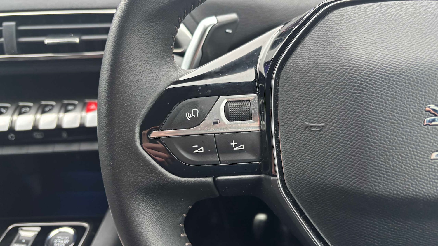 Used Peugeot 3008 2024 for sale - 77943357: Photo 10