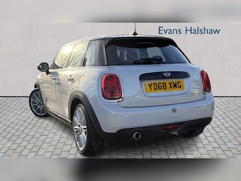 Used MINI Hatch 2018 for sale - 77857817: Photo