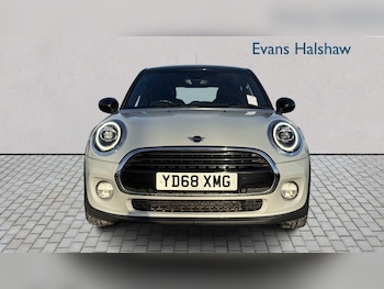 Used MINI Hatch 2018 for sale - 77857817: Photo